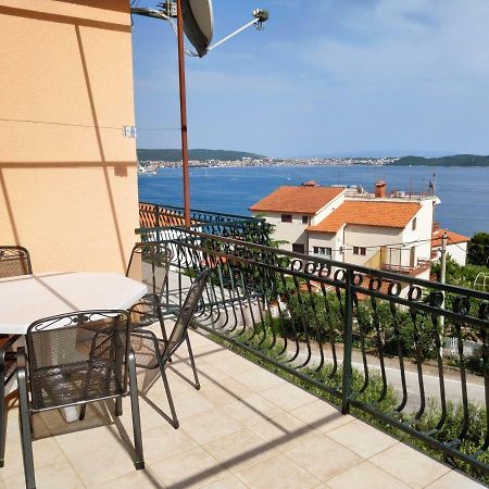 Eva Apartment 1 Трогир Екстериор снимка