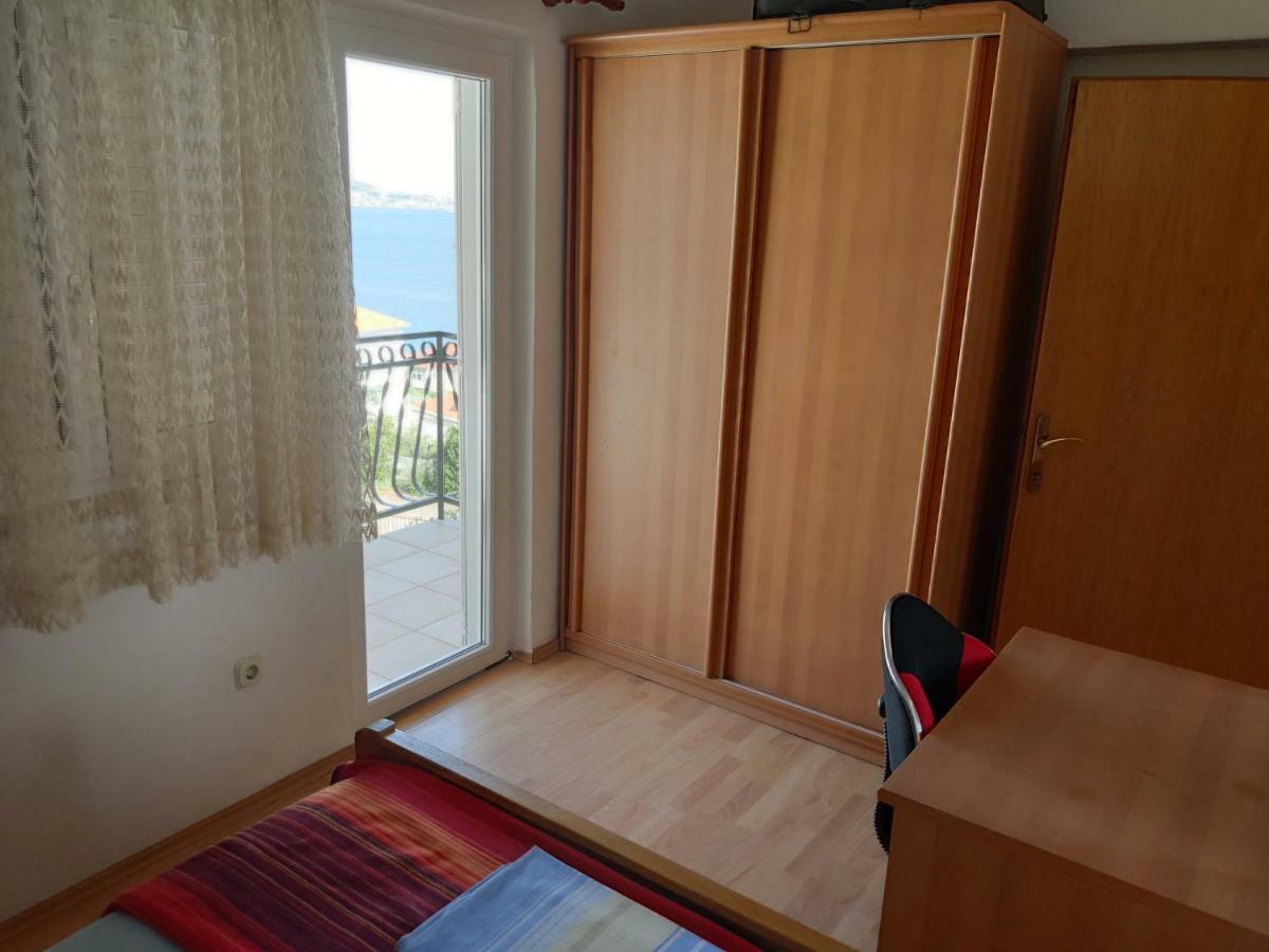 Eva Apartment 1 Трогир Екстериор снимка