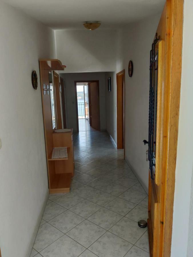 Eva Apartment 1 Трогир Екстериор снимка